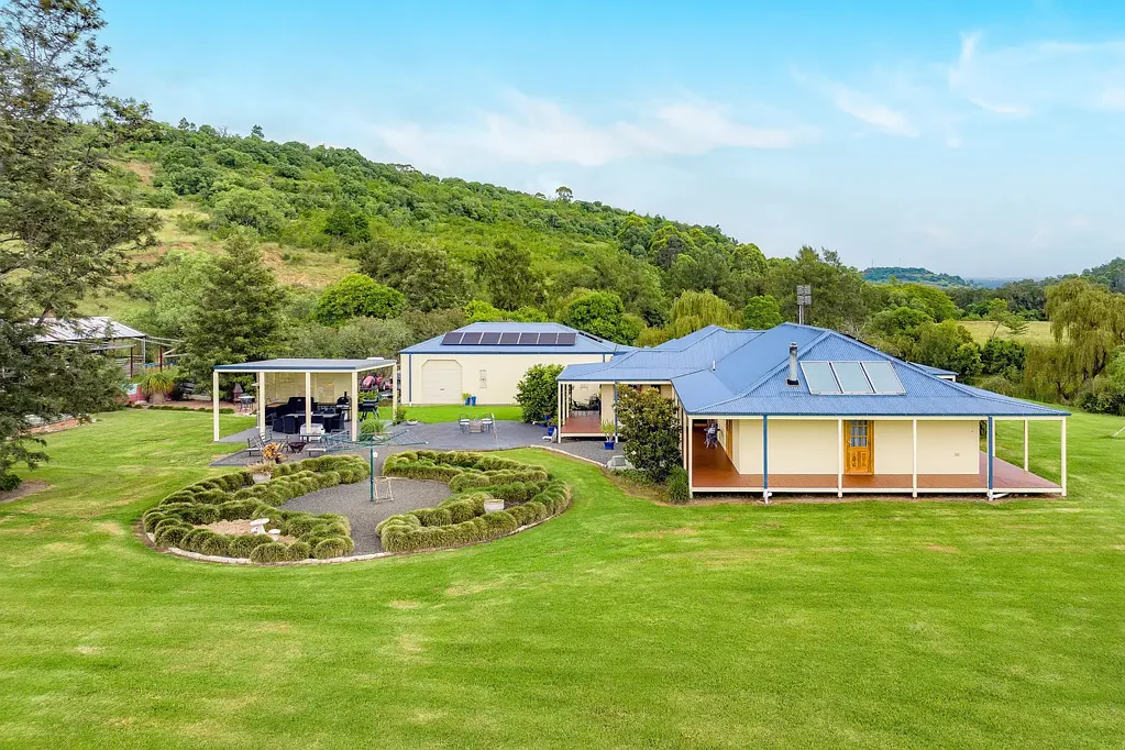 1429 Remembrance Driveway, Razorback, NSW 2571