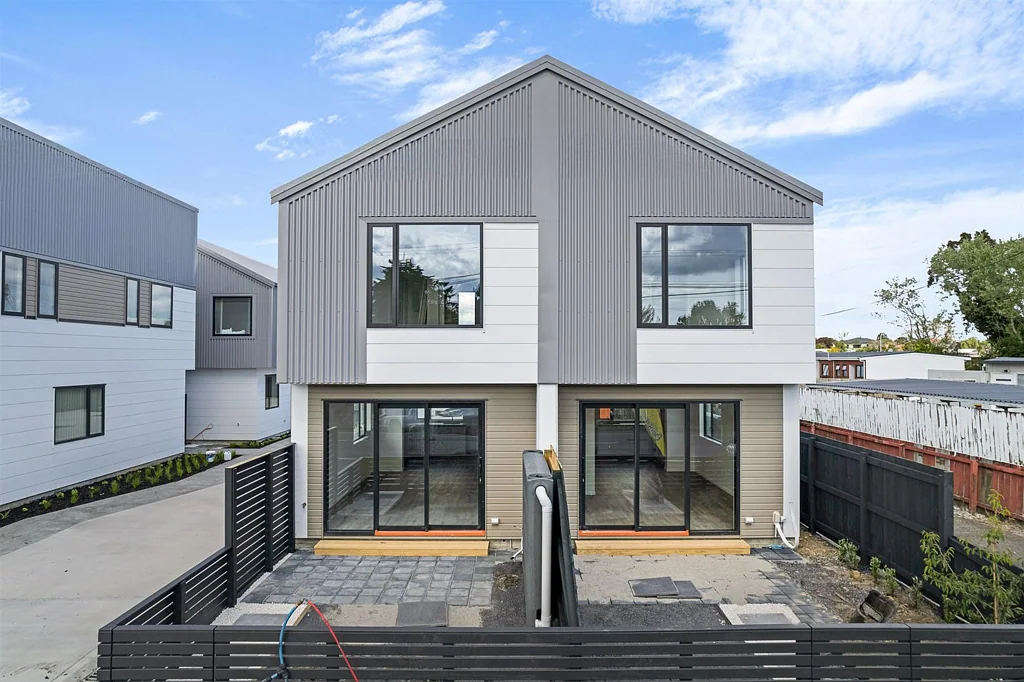 Papatoetoe 2 Bedroom Stunning New Houses From only $689,000