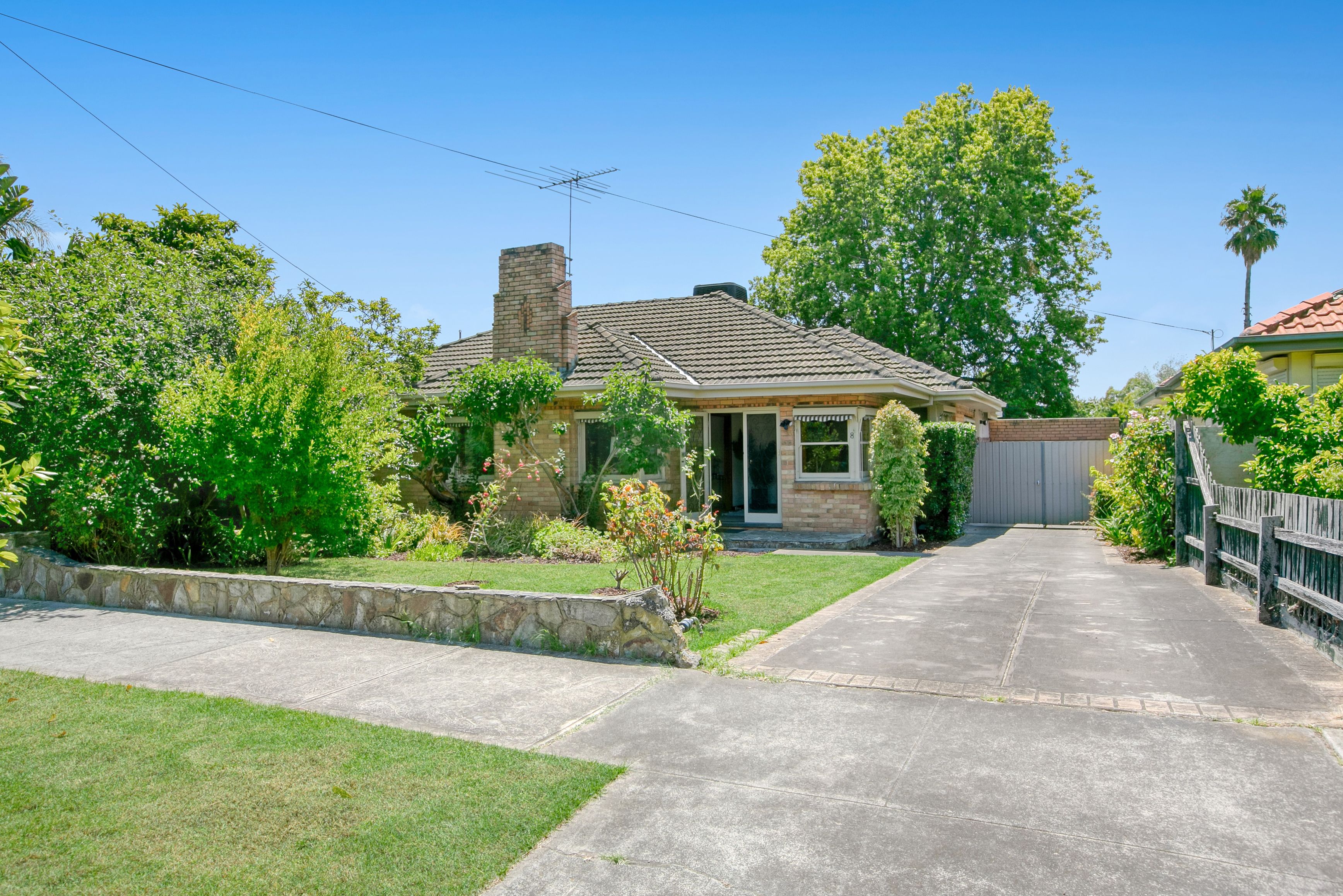 8 BENAMBRA ST, PRESTON VIC 3072, 0 Schlafzimmer, 0 Badezimmer, House