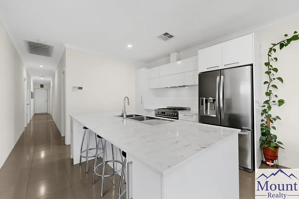 Brabham 3房  Easy-Care Living in the Heart of Brabham!