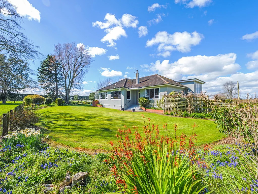 Bulls  Estate Sale - 2.48 hectares lifestyle