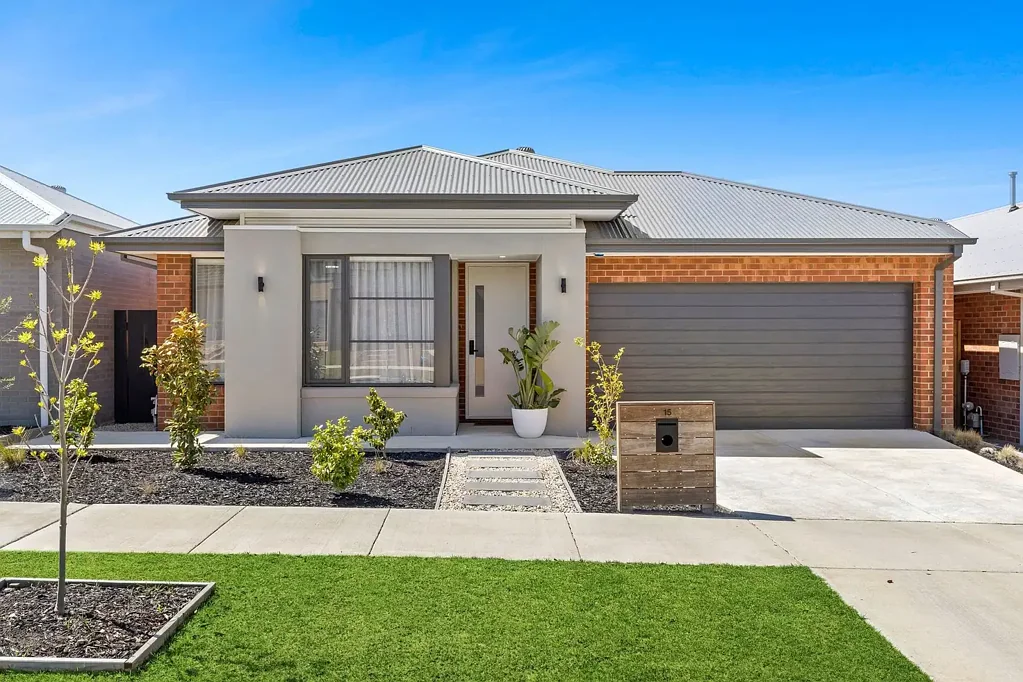 Mount Duneed 4침실 Relaxed, low-maintenance living