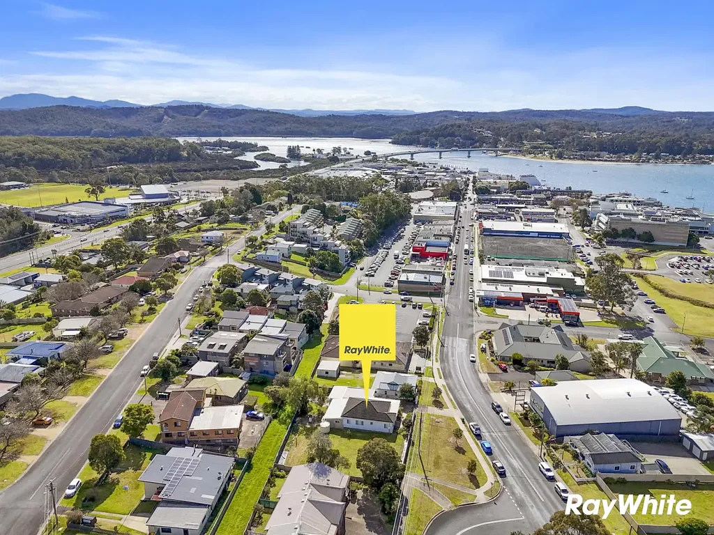 Batemans Bay 5房  Prime development site, in the heart of the Batemans Bay CBD.