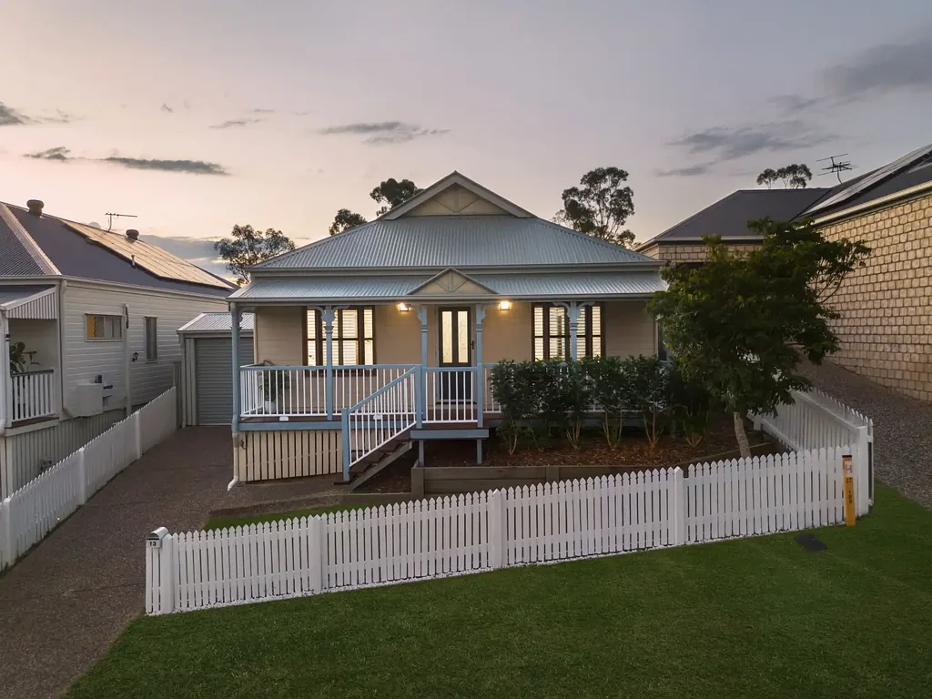 13 Violet Avenue, Springfield Lakes, QLD 4300