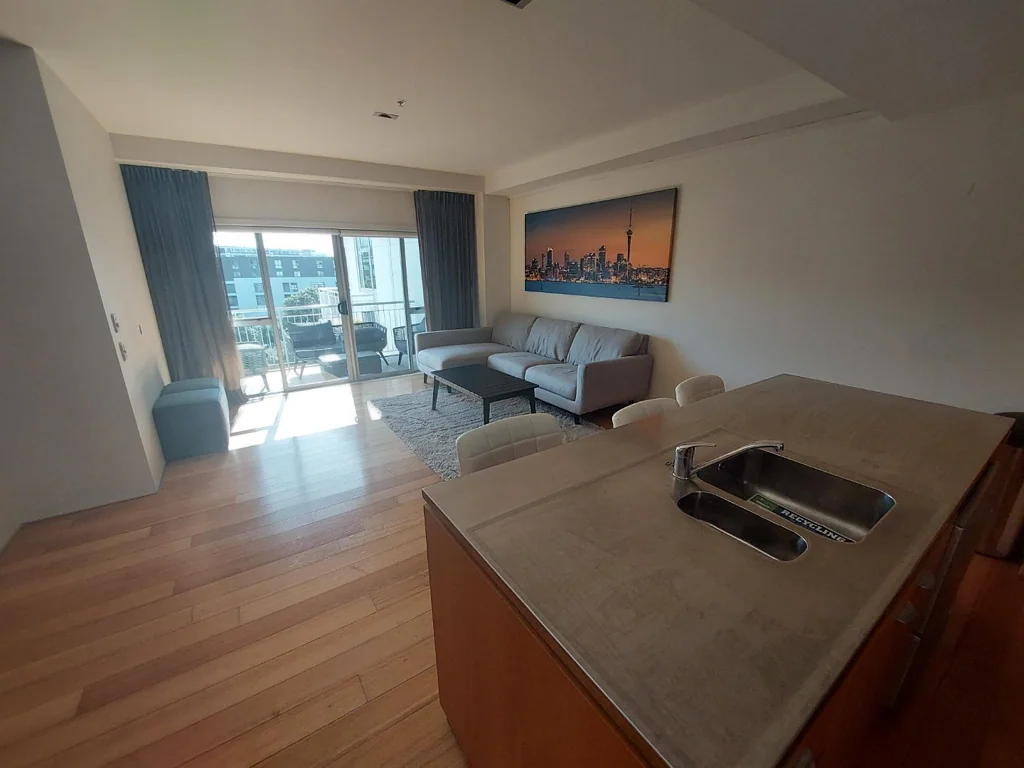 1bedroom on Ronayne