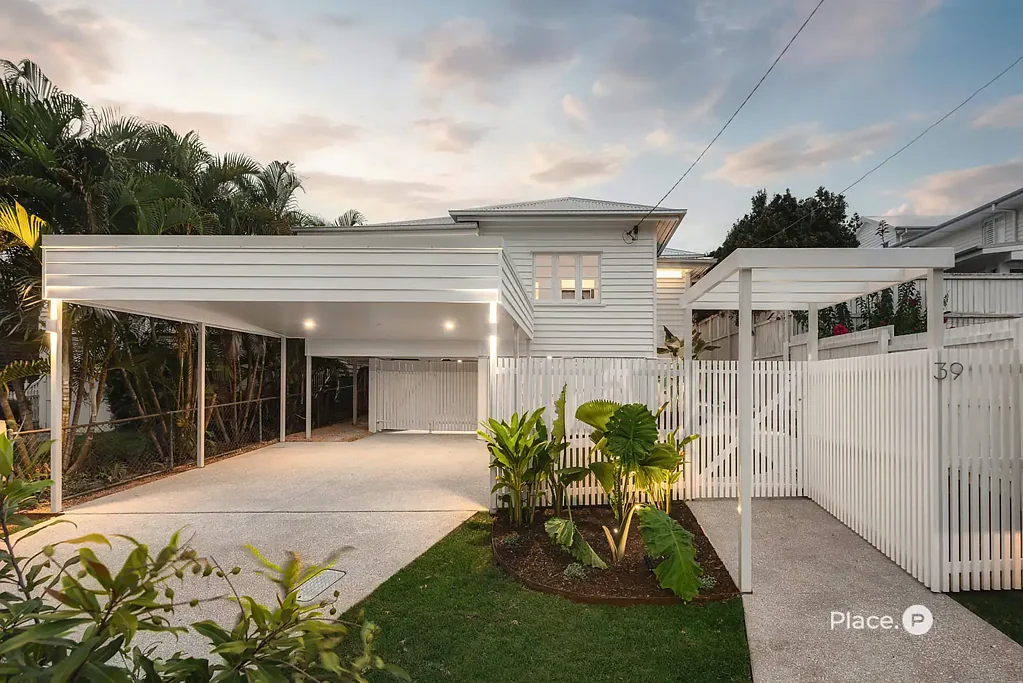 39 Halstead Street, Coorparoo, QLD 4151