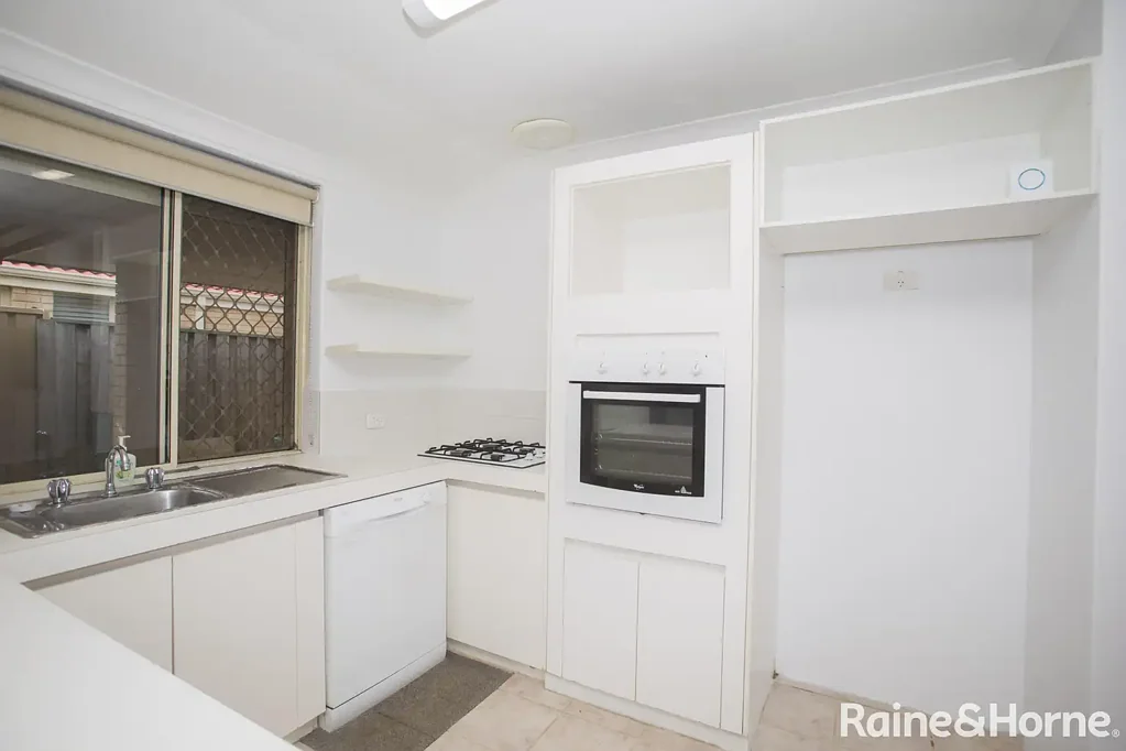 Stratton 4房  Spacious Family Living in a Convenient Lifestyle Location