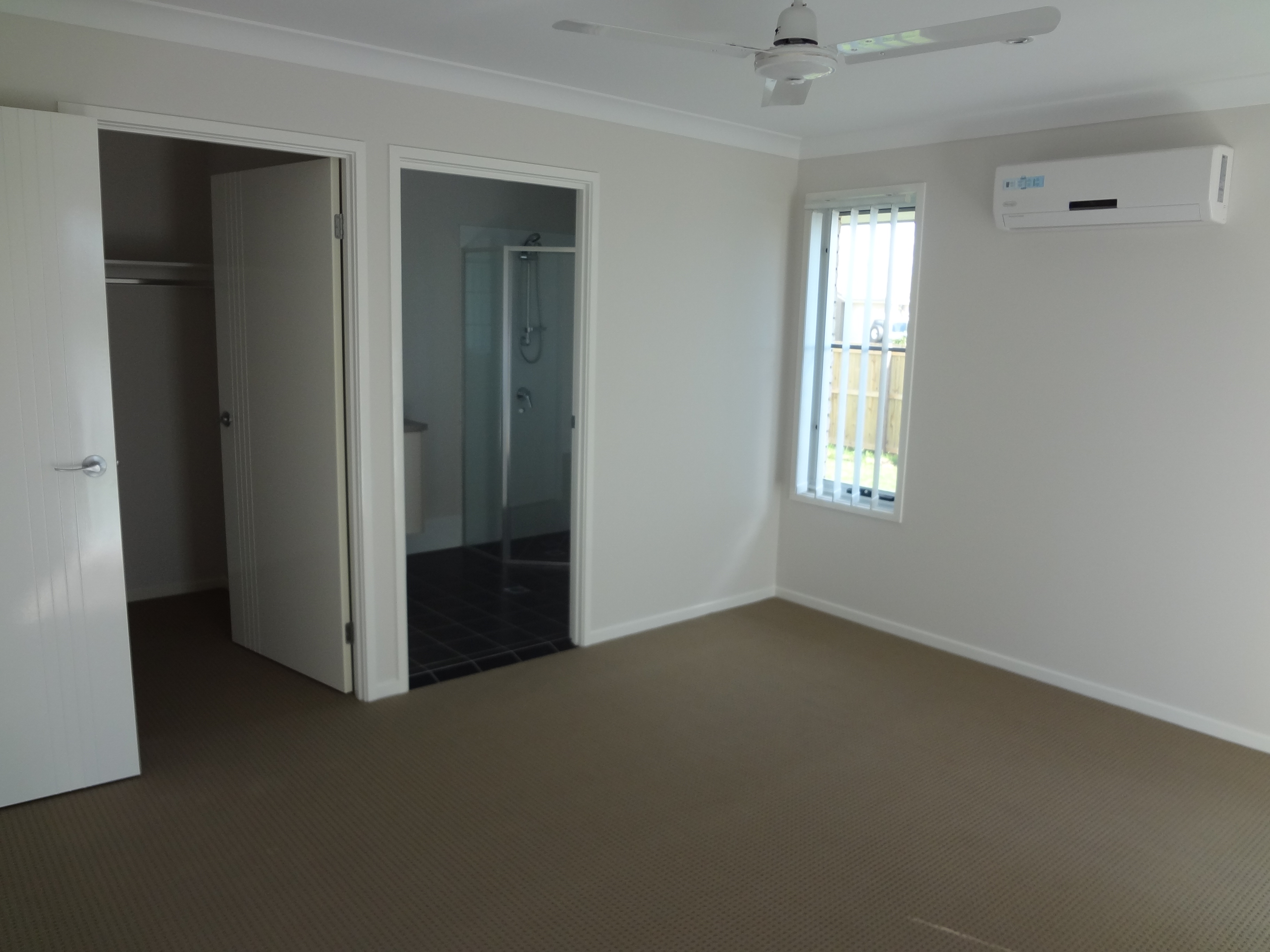 1 BAXTER CR, CABOOLTURE QLD 4510, 0 Kuwarto, 0 Banyo, House