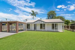 13 Claverton Drive, Deception Bay