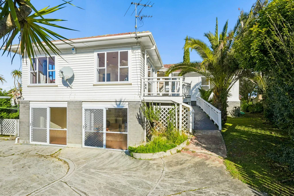 Te Atatu South 3房  Vendors relocated, inviting all offers