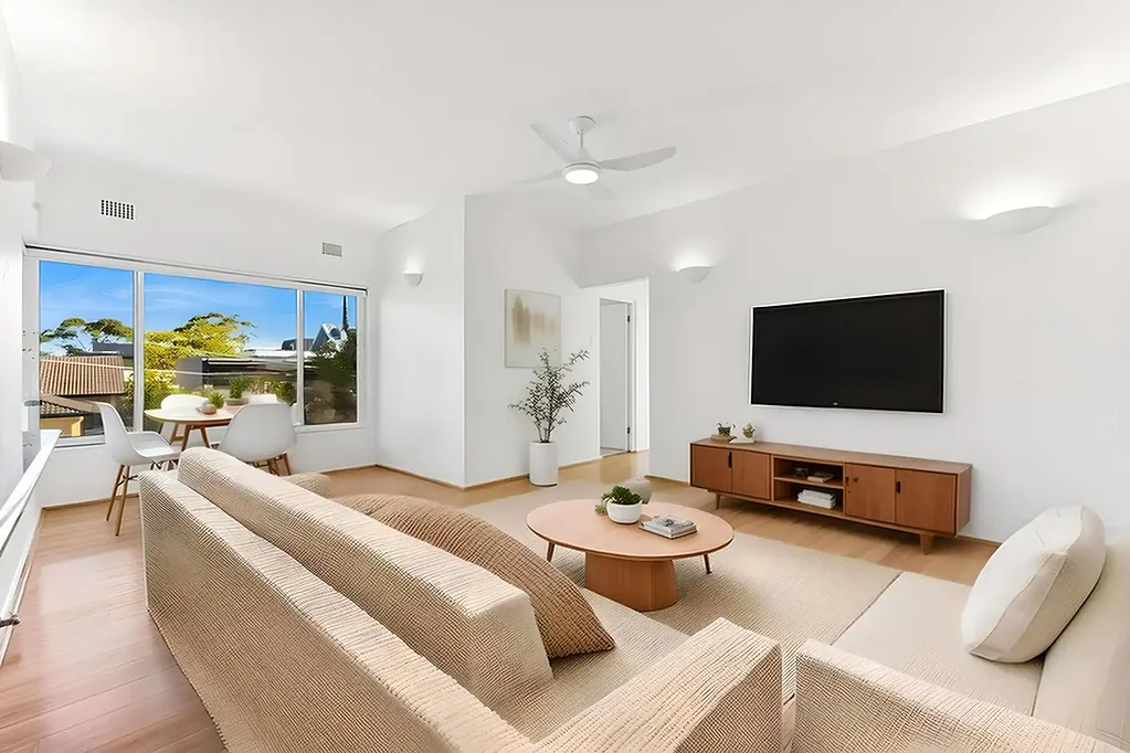 Recently Updated, Bright 2 Bed Apartment with Parking in Prime Rose Bay Location