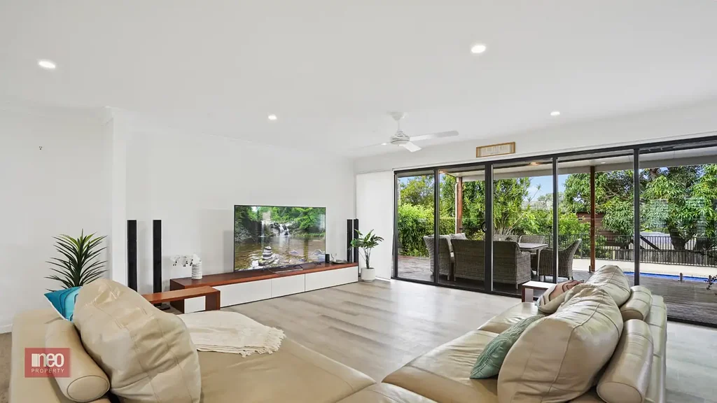 17 Tomanbil Terrace, Ashmore, QLD 4214