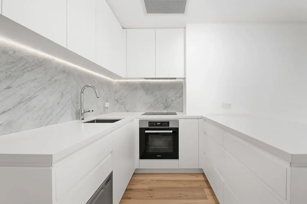 Luxury Apartment in the Centre of North Sydney