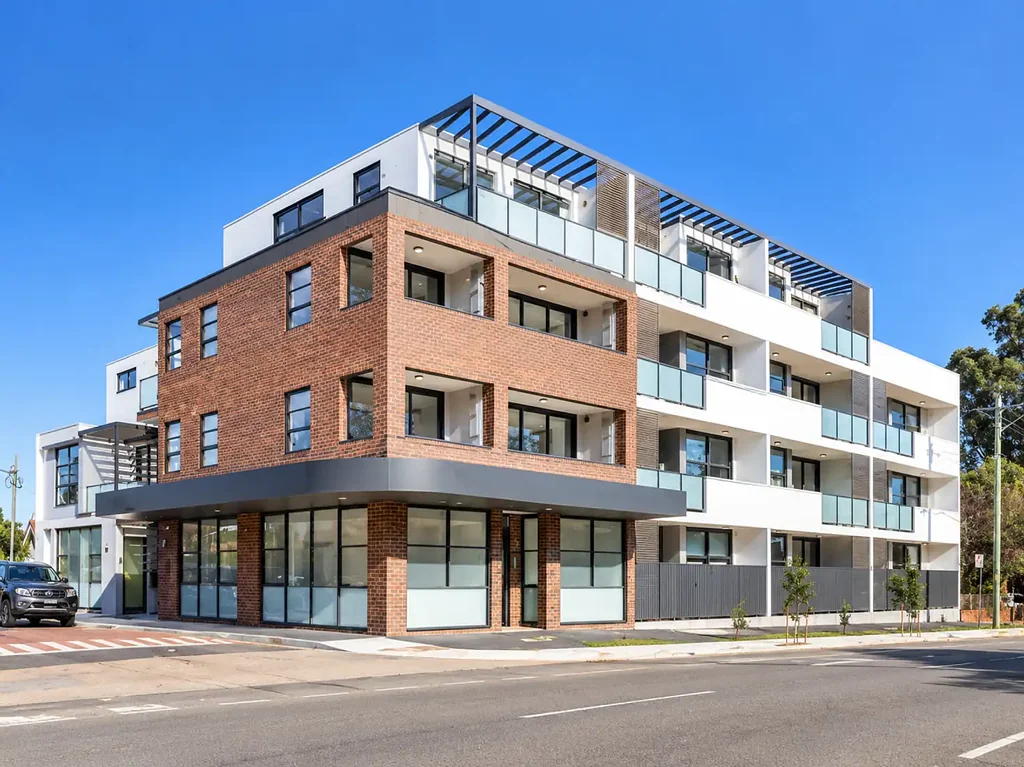 MODERN DOUBLE-STOREY APARTMENT IN A PRIME LOCATION OF STRATHFIELD SOUTH