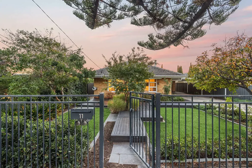 11 Pine Avenue, Glenelg North, SA 5045