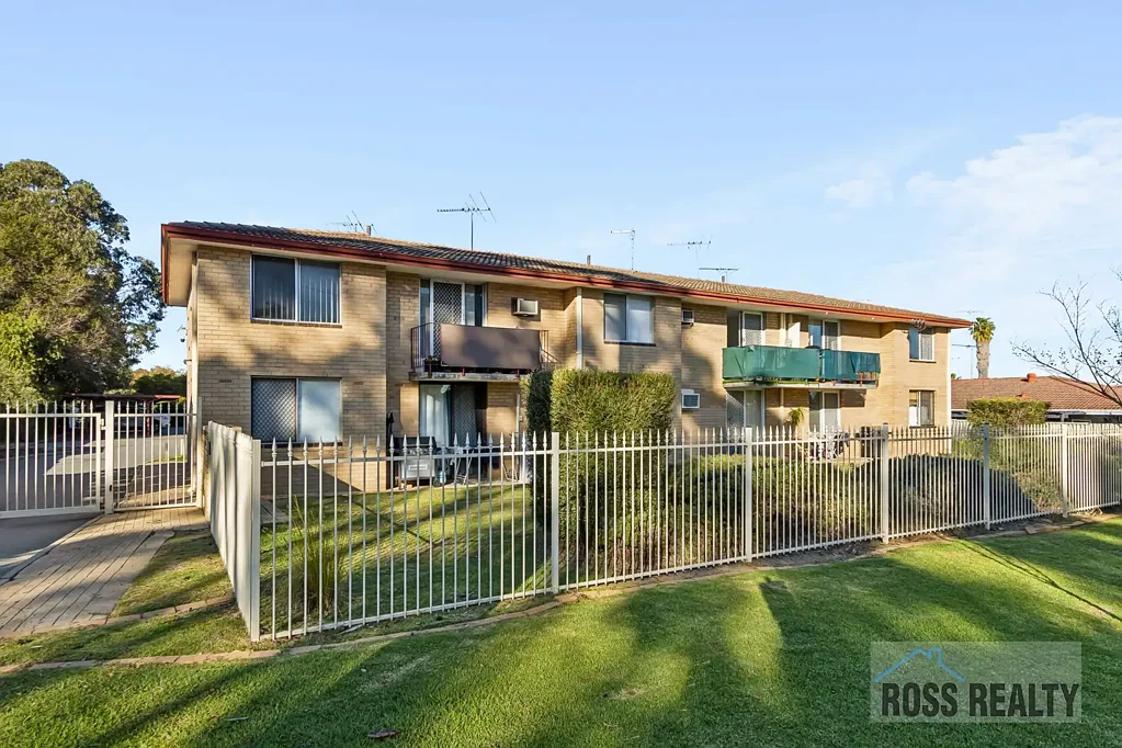Osborne Park 2침실 Easy-Care Living in a Secure Osborne Park Location