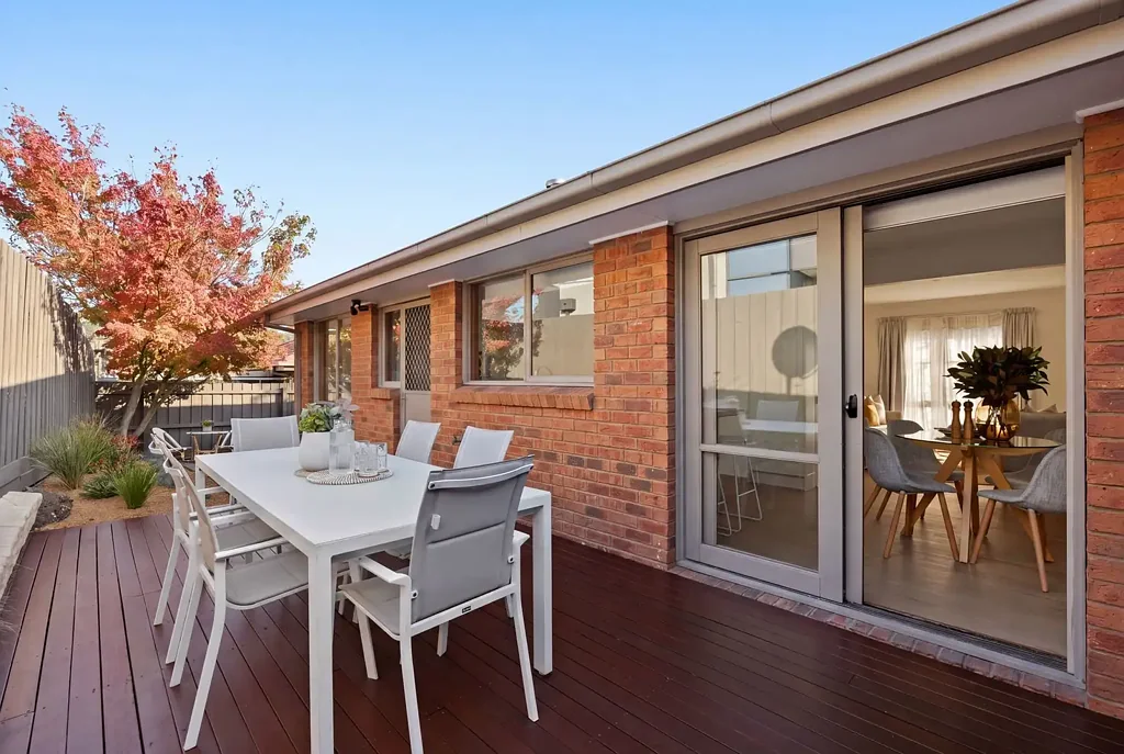 Frankston 2ਬੈੱਡਰੂਮ Thoughtfully Renovated, Perfectly Positioned
