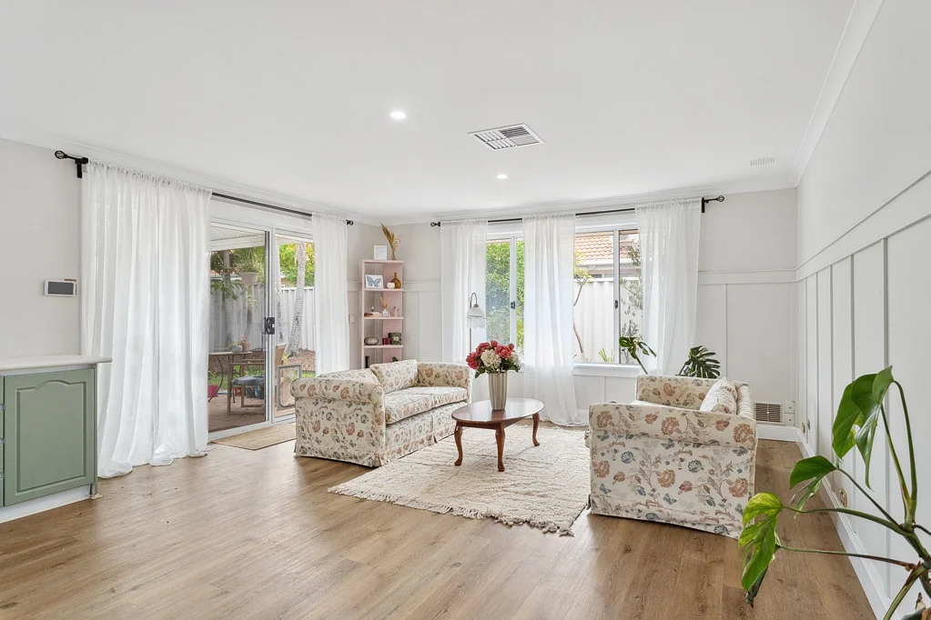 7 Kulungar Elbow, South Guildford, WA 6055