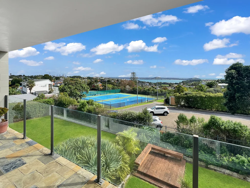 Orakei 2 Bedroom Iconic Living, Stunning Views