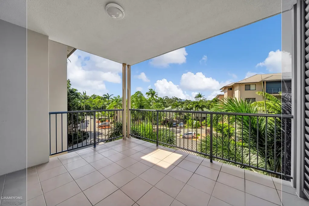 Earlville 2 Bedroom Investment or lifestyle in a great location!
