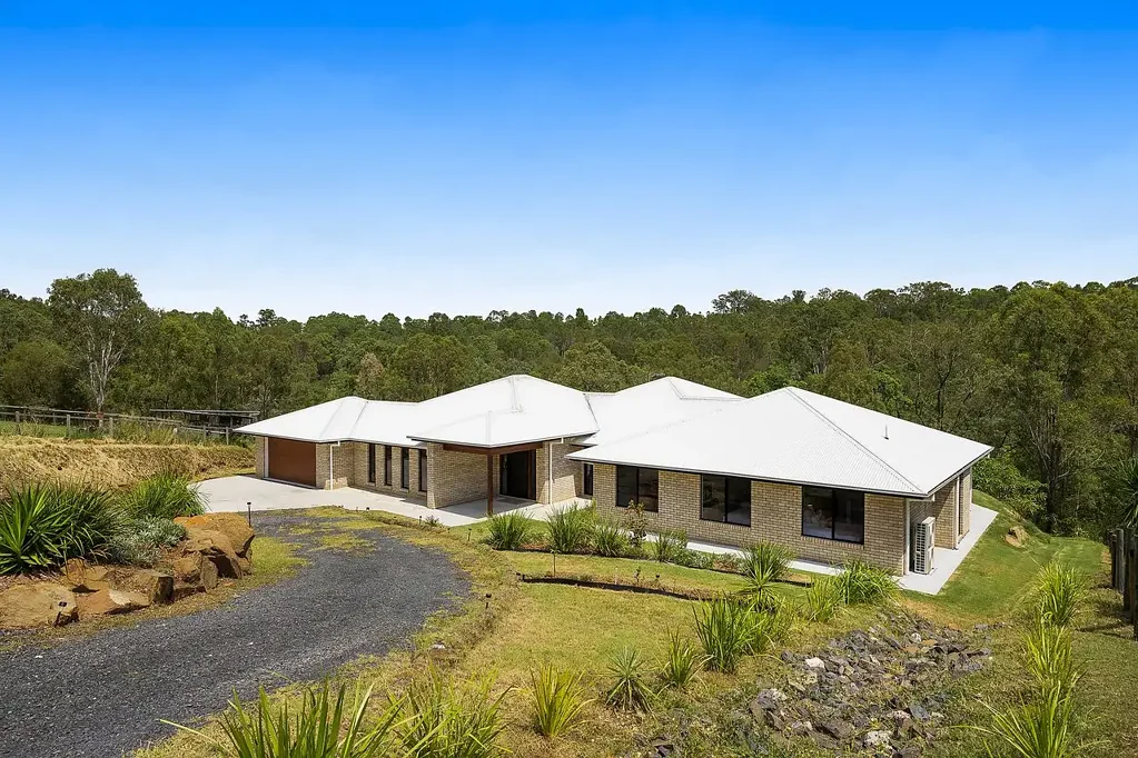 32 Clarke Place, Kooralbyn, QLD 4285