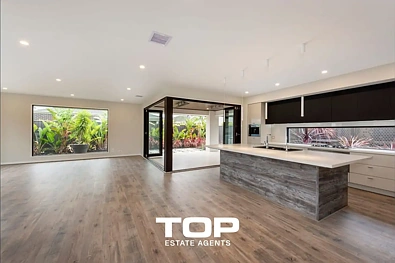 15 Springbrook Drive, Clyde North, VIC 3978, 5 રૂમ, 3 બાથરૂમ, House