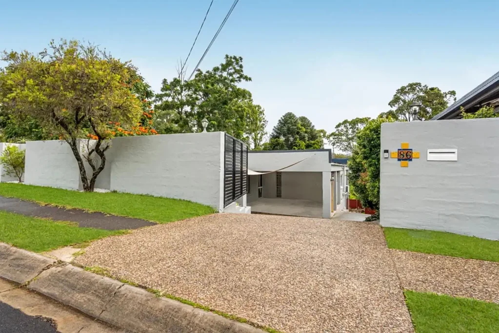 Nerang 4 Slaapkamer Private, Peaceful & Packed with Character