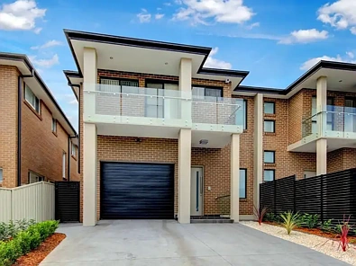 44B Bonds Road, Roselands, NSW 2196, 5房, 3浴, Apartment