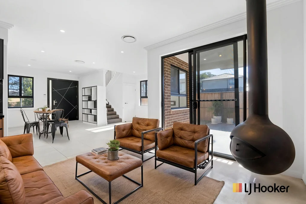 Luxury 4 Bedroom Home - Great Location!