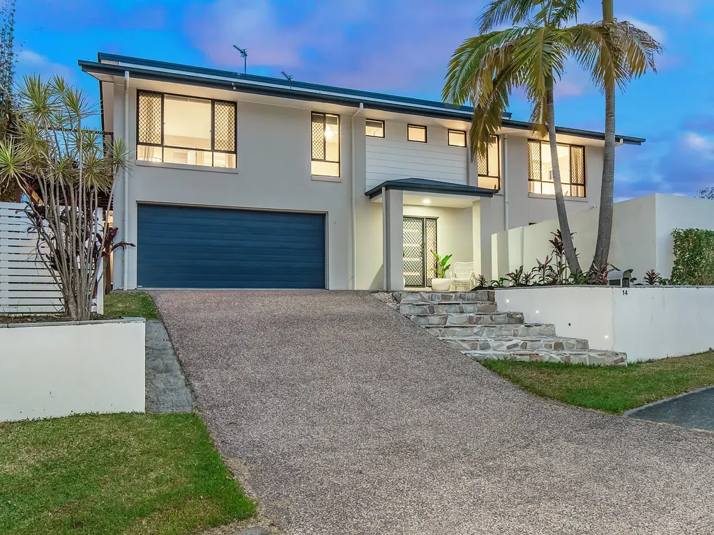 Reedy Creek 4房  HOUSE-SIZED DUPLEX WITH EXCEPTIONAL SPACE, STYLE & VALUE