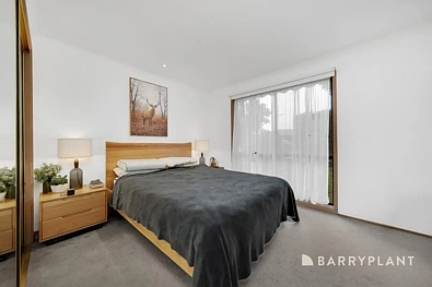 Kwarto - 2 Evatt Court, Mill Park, VIC 3082