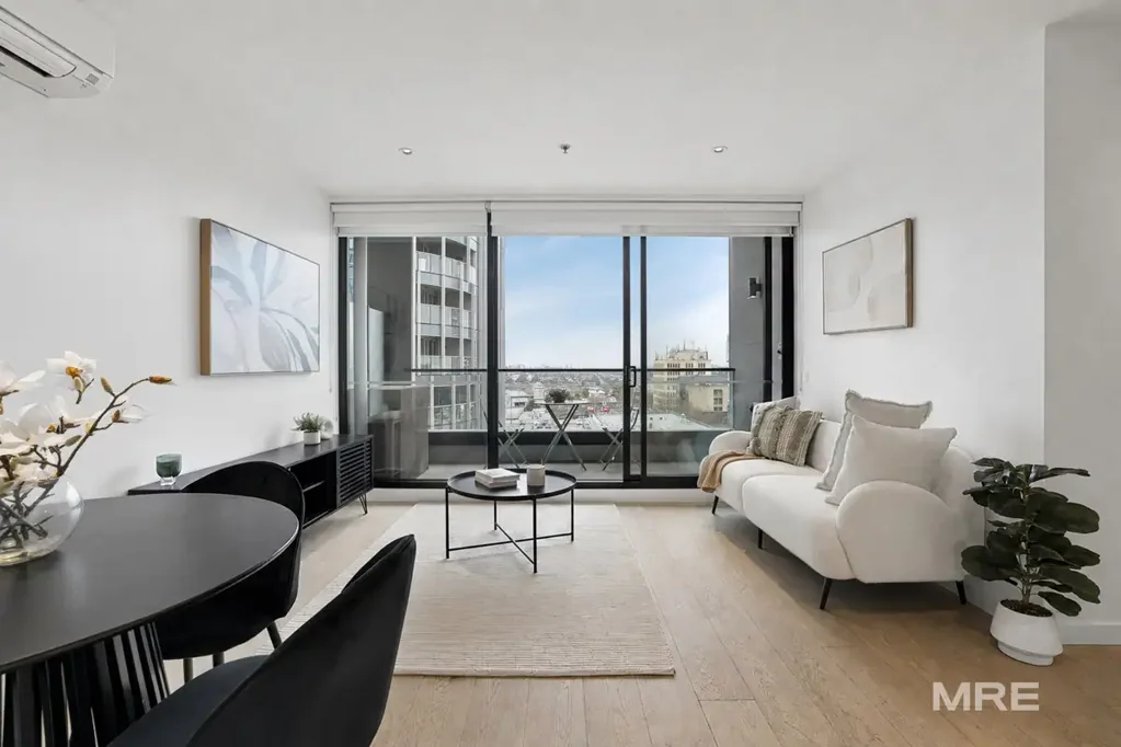 Moonee Ponds 1房 城市天际线景观，Puckle Street 近在咫尺 City Skyline Views, Puckle Street at your Doorstep
