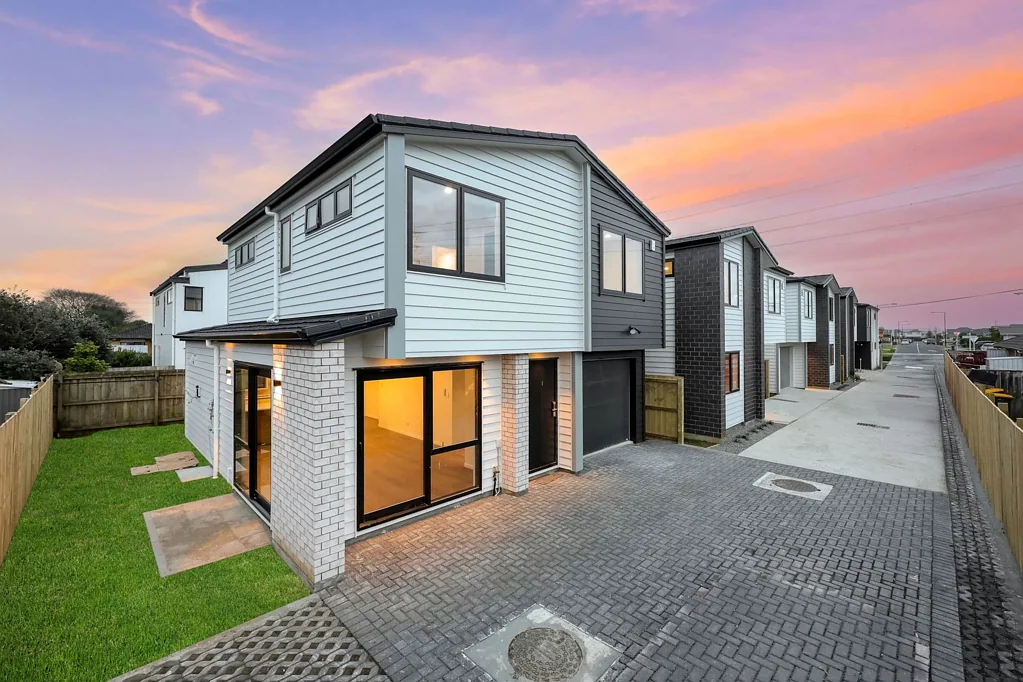 Lots 2-4/30 Airfield Road, Takanini