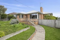 4 May Street, Hamlyn Heights