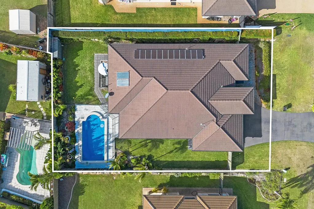 Norman Gardens 5ਬੈੱਡਰੂਮ Executive Style Family Home with Side Access, Pool and Mountain Views
