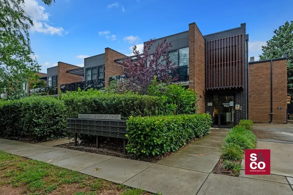 Modern Elegance Meets Urban Convenience: Light-Filled One-Bedroom Gem in Turner