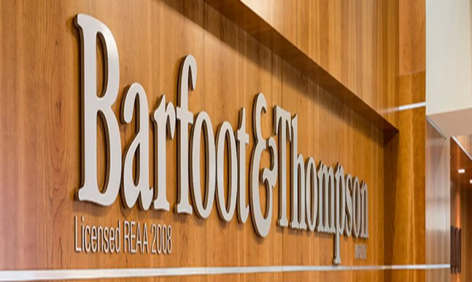 Barfoot获评亚太最佳房产经纪公司 后花园盘点其90年辉煌历程!