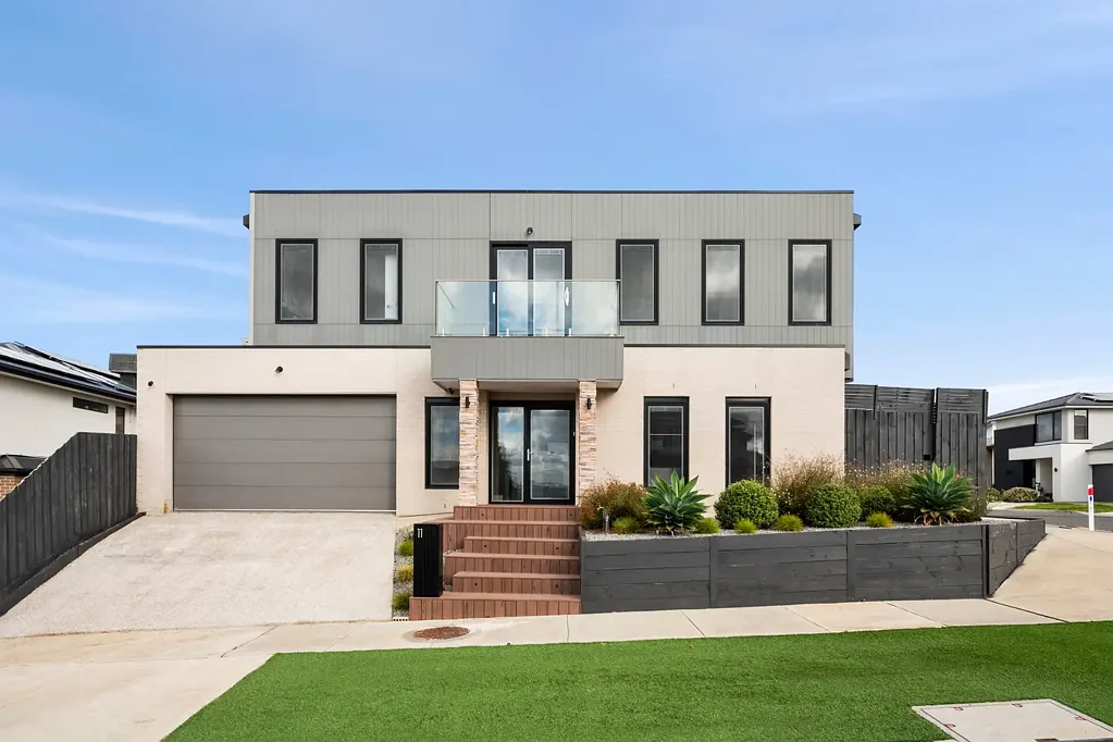 11 Woolbrae Place, Highton, VIC 3216