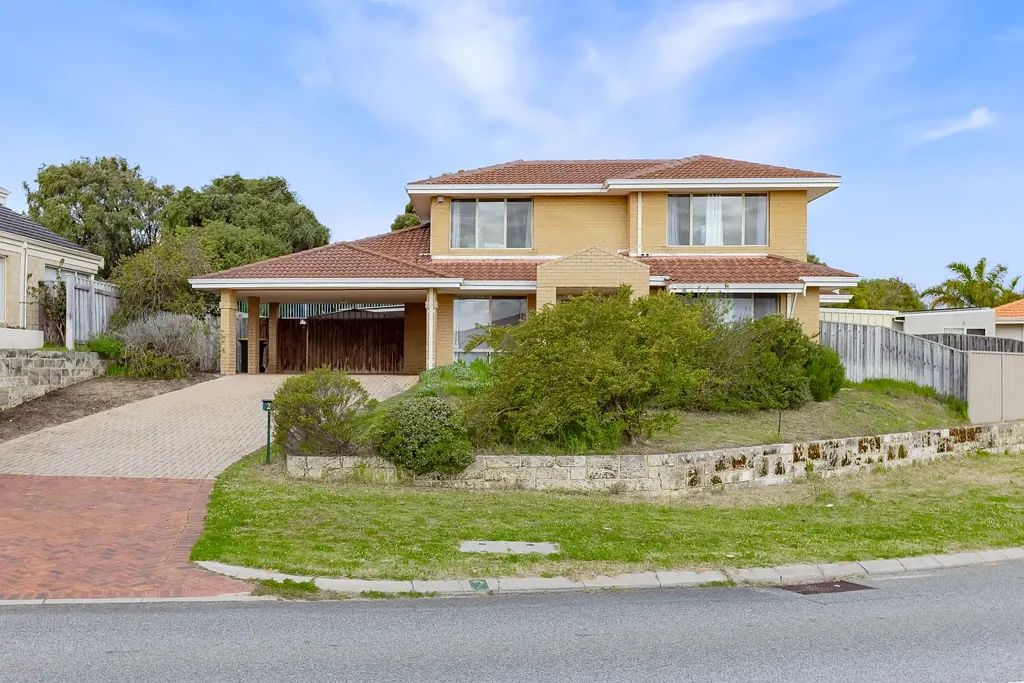 Currambine 4ਬੈੱਡਰੂਮ UNDER OFFER! Ocean Views & Sunsets in the Heart of Currambine