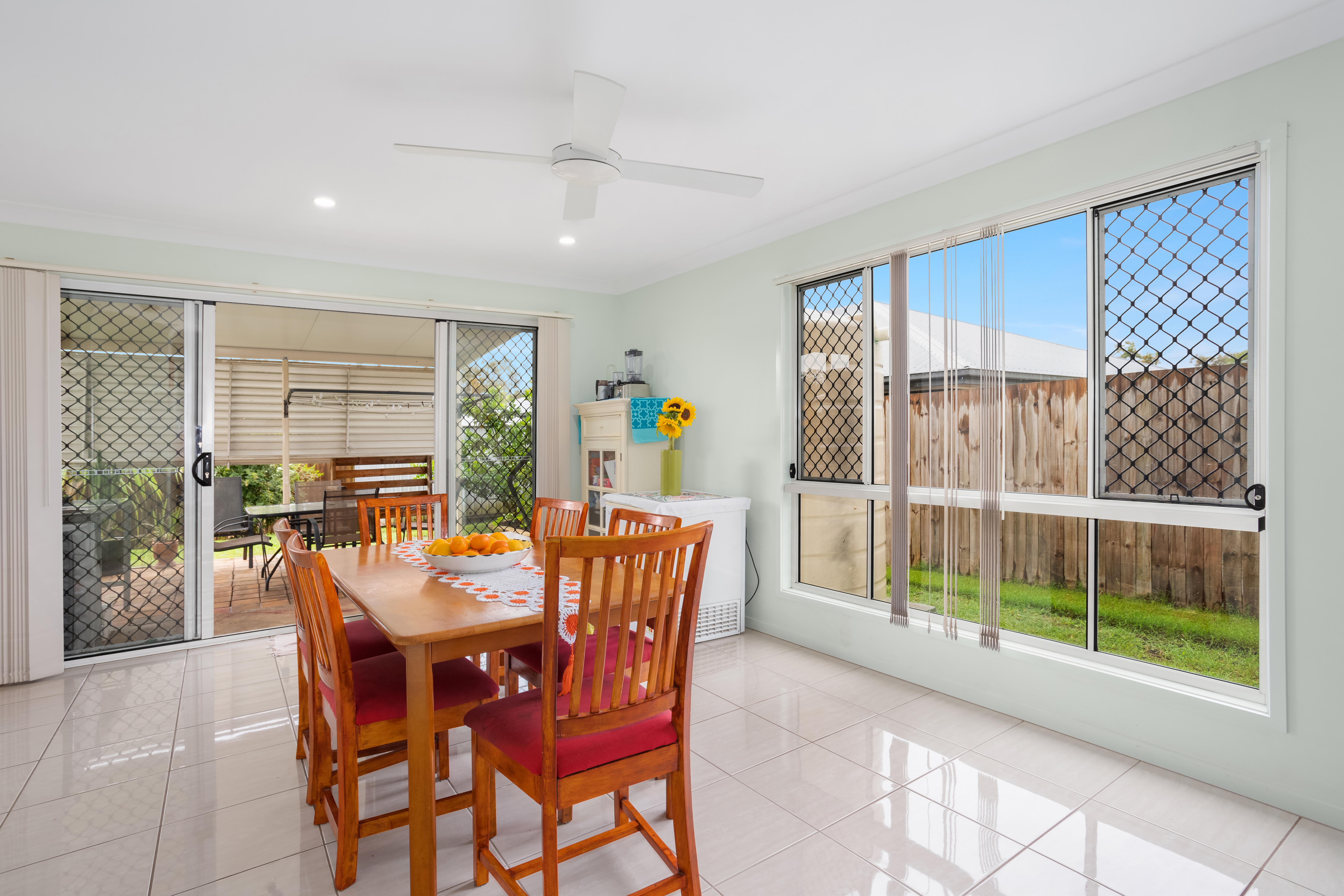 42 INNES CR, BUNDAMBA QLD 4304, 0房, 0浴, House