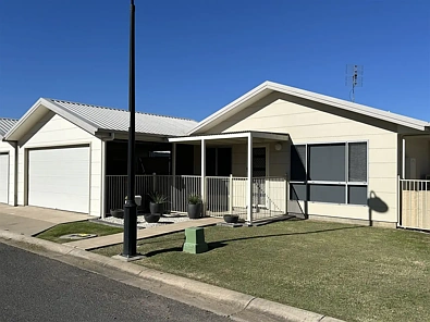 35/73 Centenary Dr Nth, Middlemount, QLD 4746, 2 Schlafzimmer, 2 Badezimmer, House