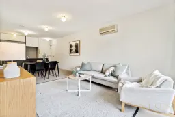 5/2 Monash Green Drive, Clayton