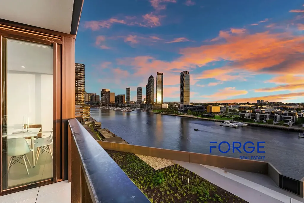 Docklands 2ਬੈੱਡਰੂਮ A Rare Opportunity: Exceptional Waterfront Luxury at No.1 Collins Wharf