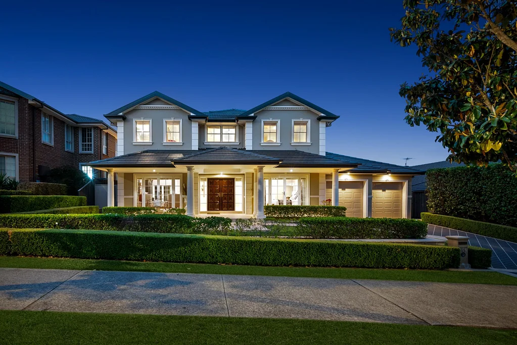 15 Bridgewater Boulevard, Camden Park, NSW 2570