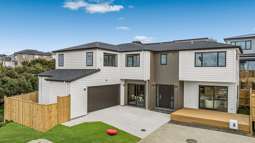 30 Adamson Road, Flat Bush