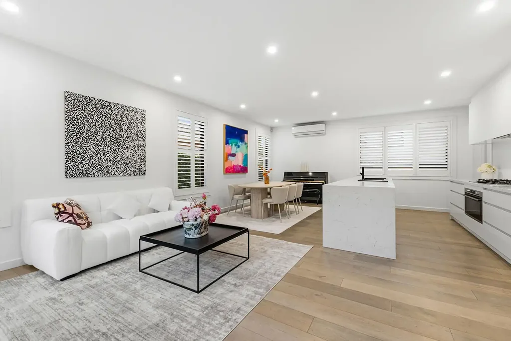 Mount Waverley 4कमरा SUNSOAKED STYLE AND SPACE