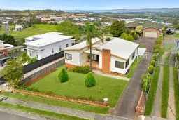 141 Farmborough Road, Farmborough Heights