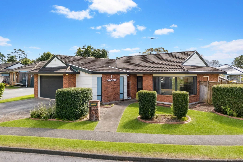 Wattle Downs 3Zimmer Superb Brick & Tile Gem!