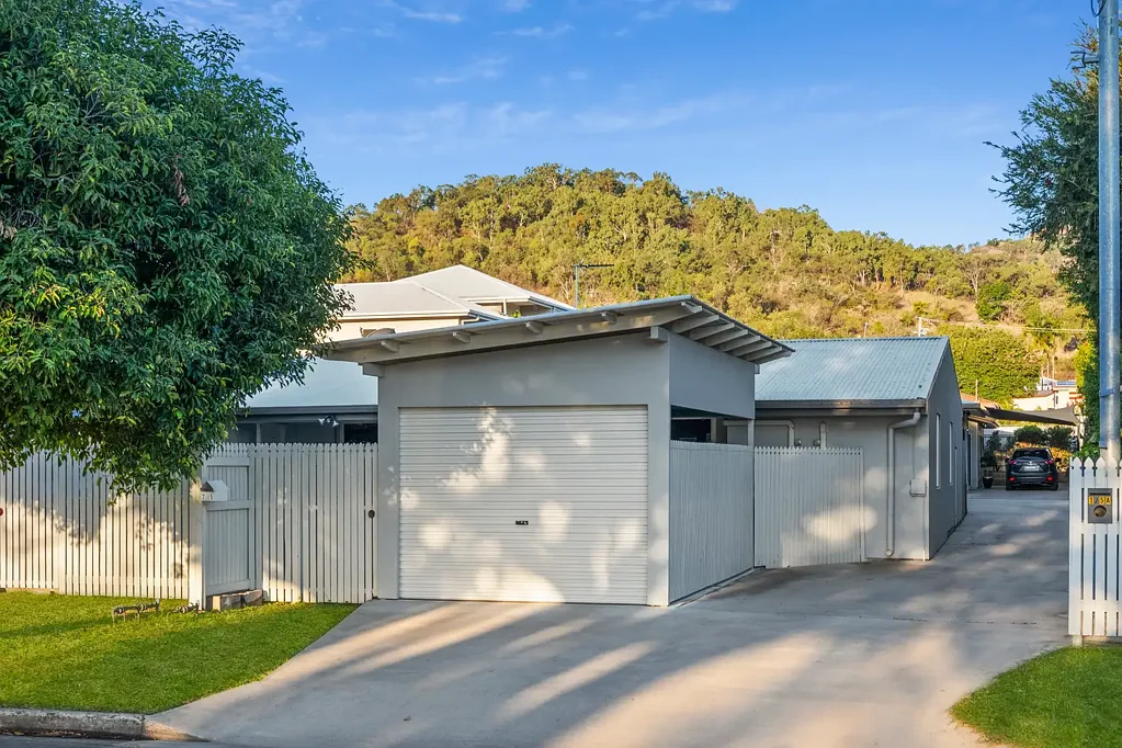 2/5 Hugh Street, West End, QLD 4810