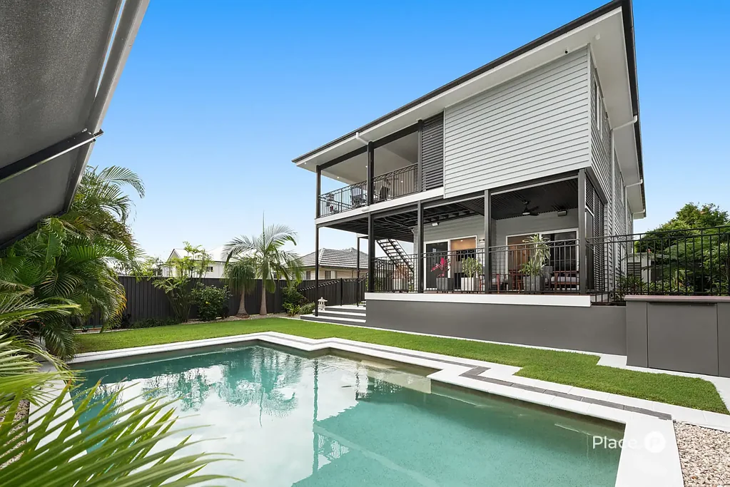 84 Arrol Street, Camp Hill, QLD 4152